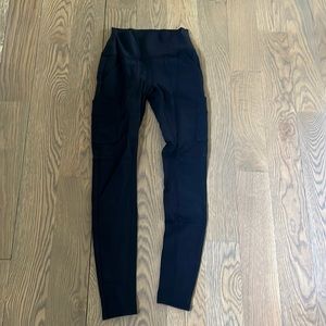 Alo Cargo Leggings